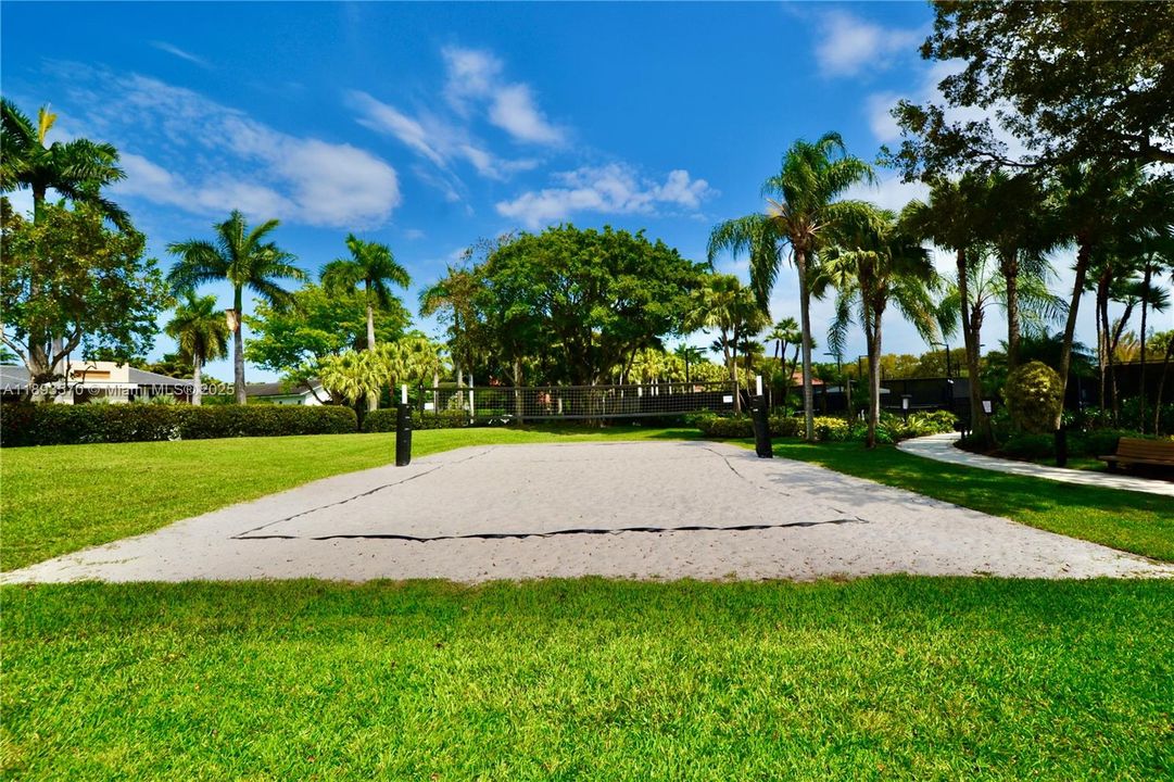 Recently Rented: $45,000 (6 beds, 7 baths, 6851 Square Feet)