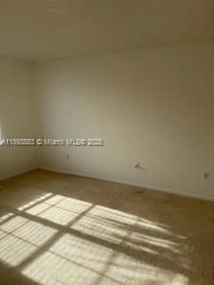 Под контрактом: $340,000 (1 спален, 1 ванн, 756 Квадратных фут)