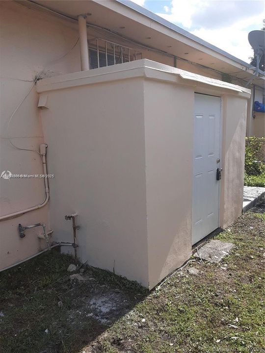 For Sale: $639,900 (0 beds, 0 baths, 1640 Square Feet)