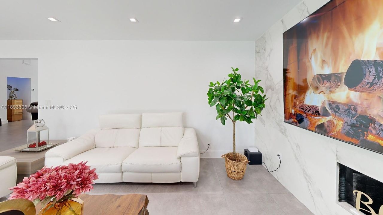 En Venta: $1,199,000 (4 camas, 3 baños, 2946 Pies cuadrados)