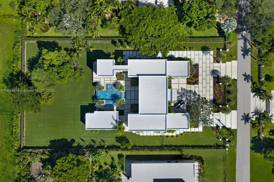 На продажу: $7,995,000 (8 спален, 8 ванн, 7530 Квадратных фут)