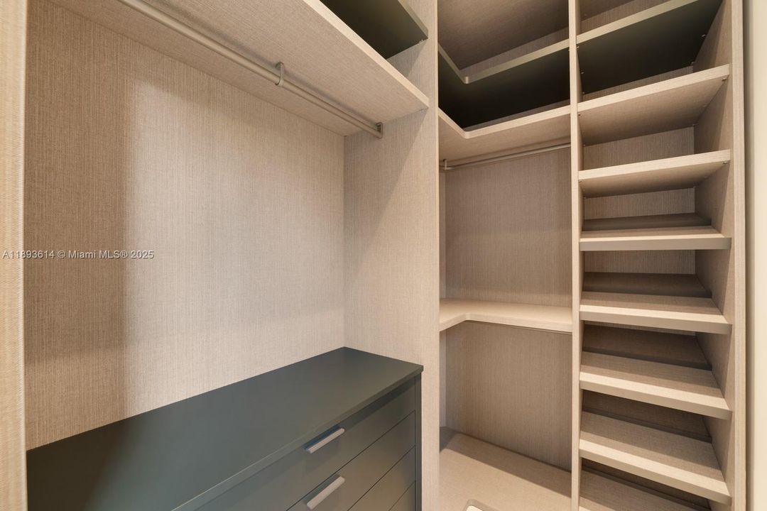 На продажу: $7,995,000 (8 спален, 8 ванн, 7530 Квадратных фут)