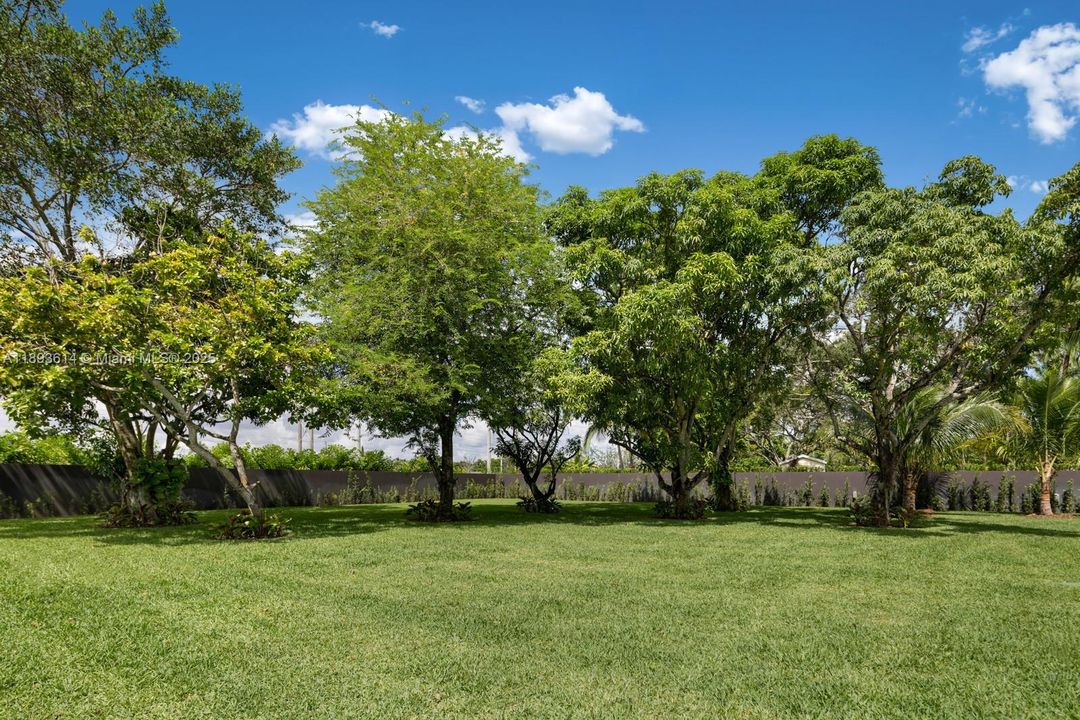 На продажу: $7,995,000 (8 спален, 8 ванн, 7530 Квадратных фут)