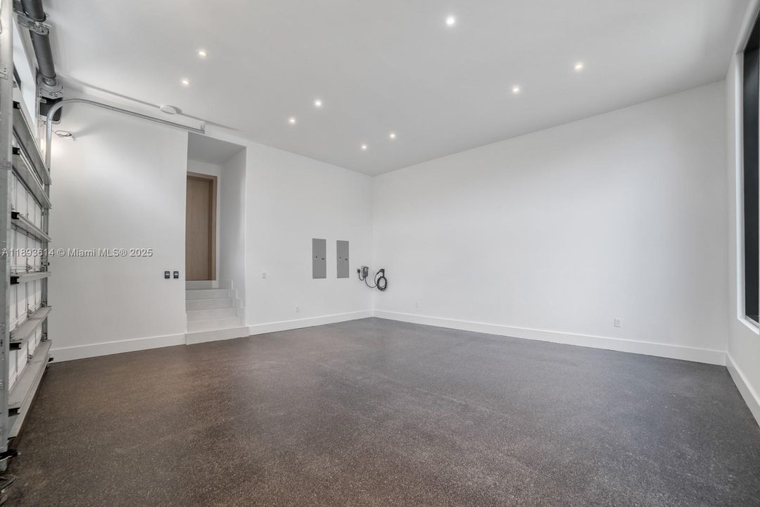 На продажу: $7,995,000 (8 спален, 8 ванн, 7530 Квадратных фут)