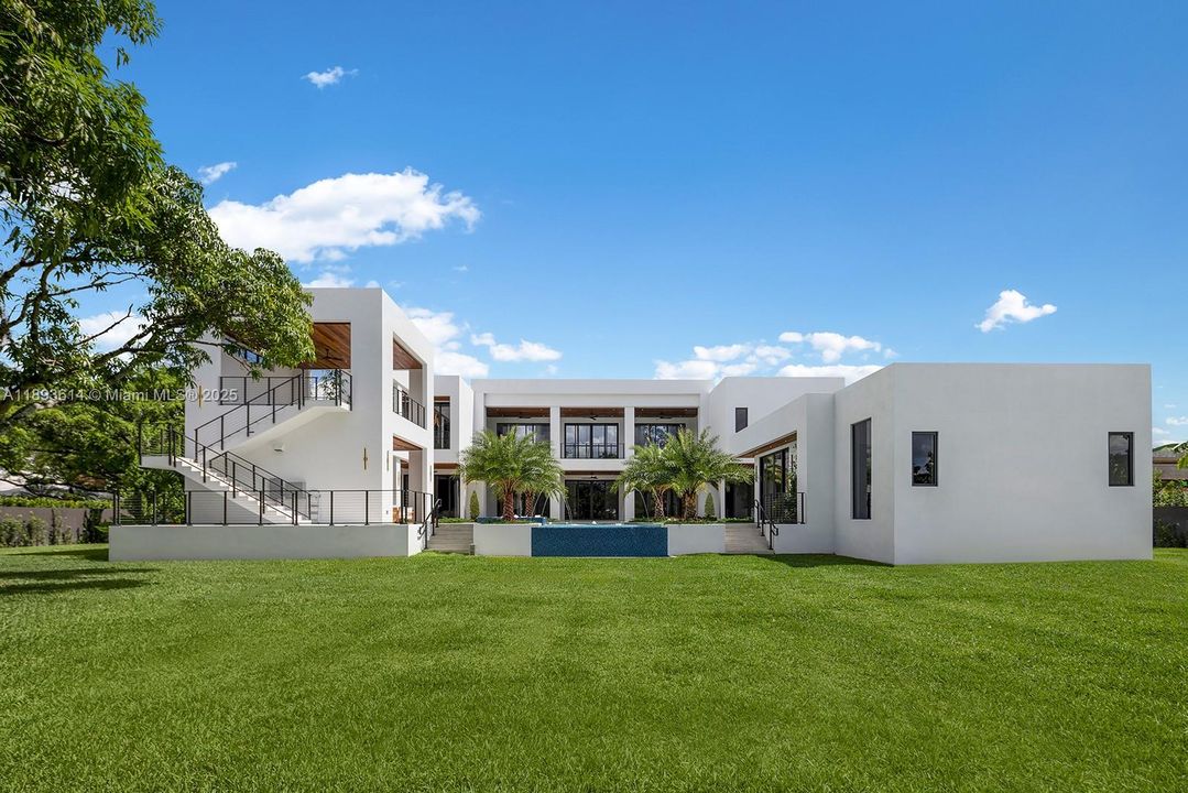 На продажу: $7,995,000 (8 спален, 8 ванн, 7530 Квадратных фут)