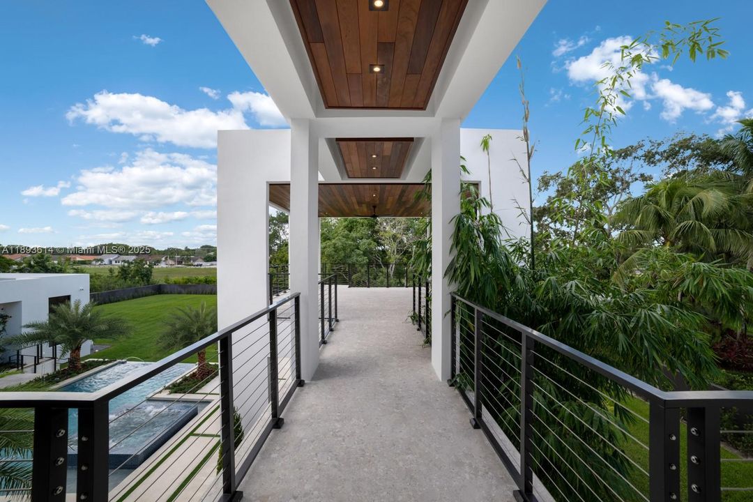 На продажу: $7,995,000 (8 спален, 8 ванн, 7530 Квадратных фут)