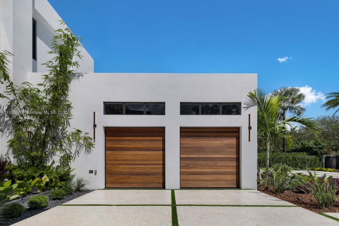 На продажу: $7,995,000 (8 спален, 8 ванн, 7530 Квадратных фут)