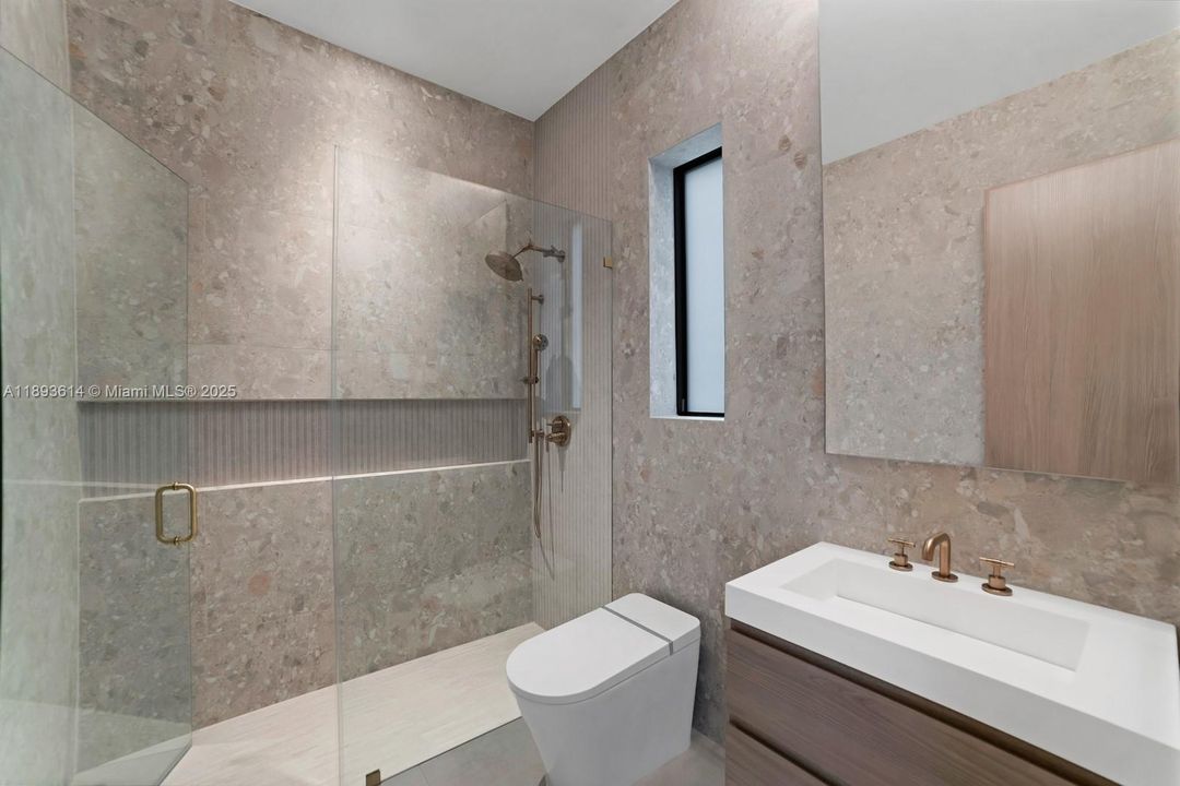 На продажу: $7,995,000 (8 спален, 8 ванн, 7530 Квадратных фут)