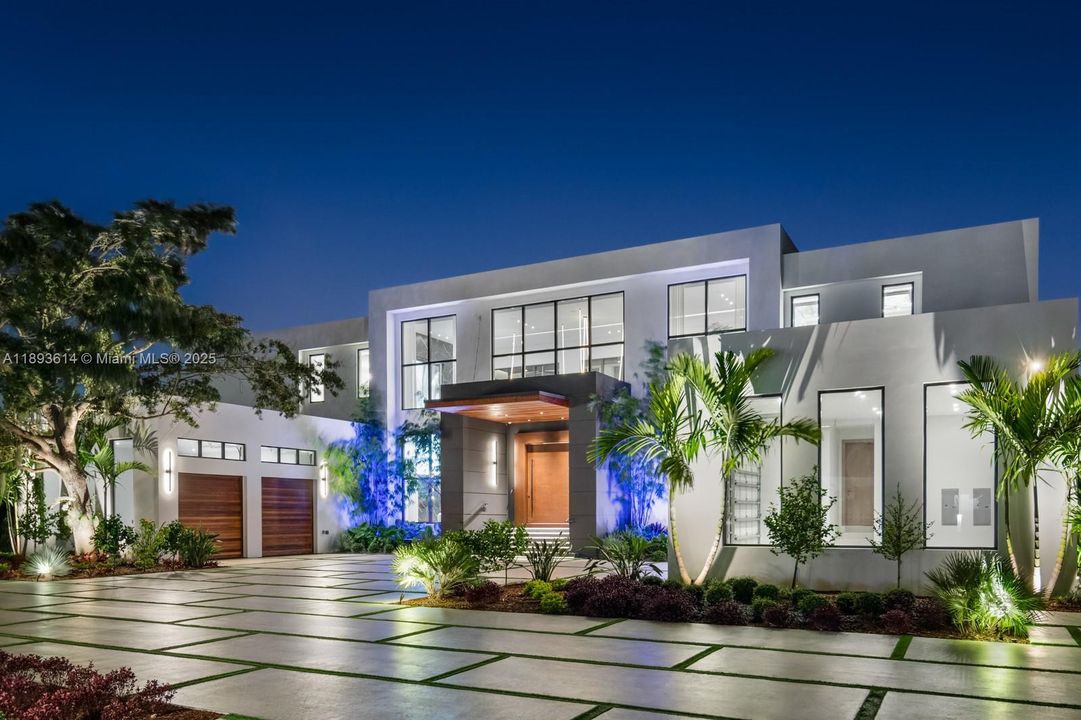 На продажу: $7,995,000 (8 спален, 8 ванн, 7530 Квадратных фут)