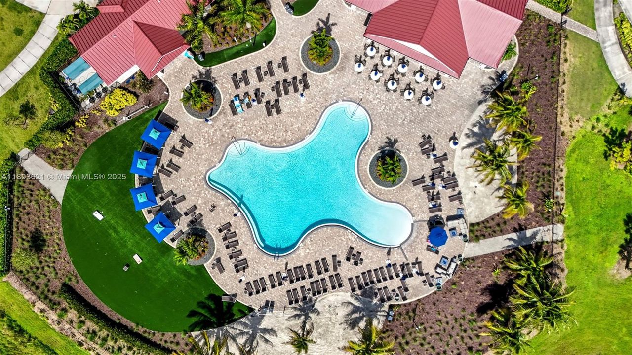 En Venta: $515,000 (3 camas, 3 baños, 4101 Pies cuadrados)