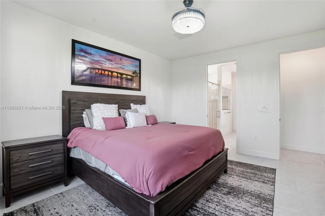 En Venta: $515,000 (3 camas, 3 baños, 4101 Pies cuadrados)