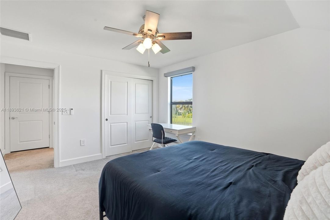 En Venta: $515,000 (3 camas, 3 baños, 4101 Pies cuadrados)