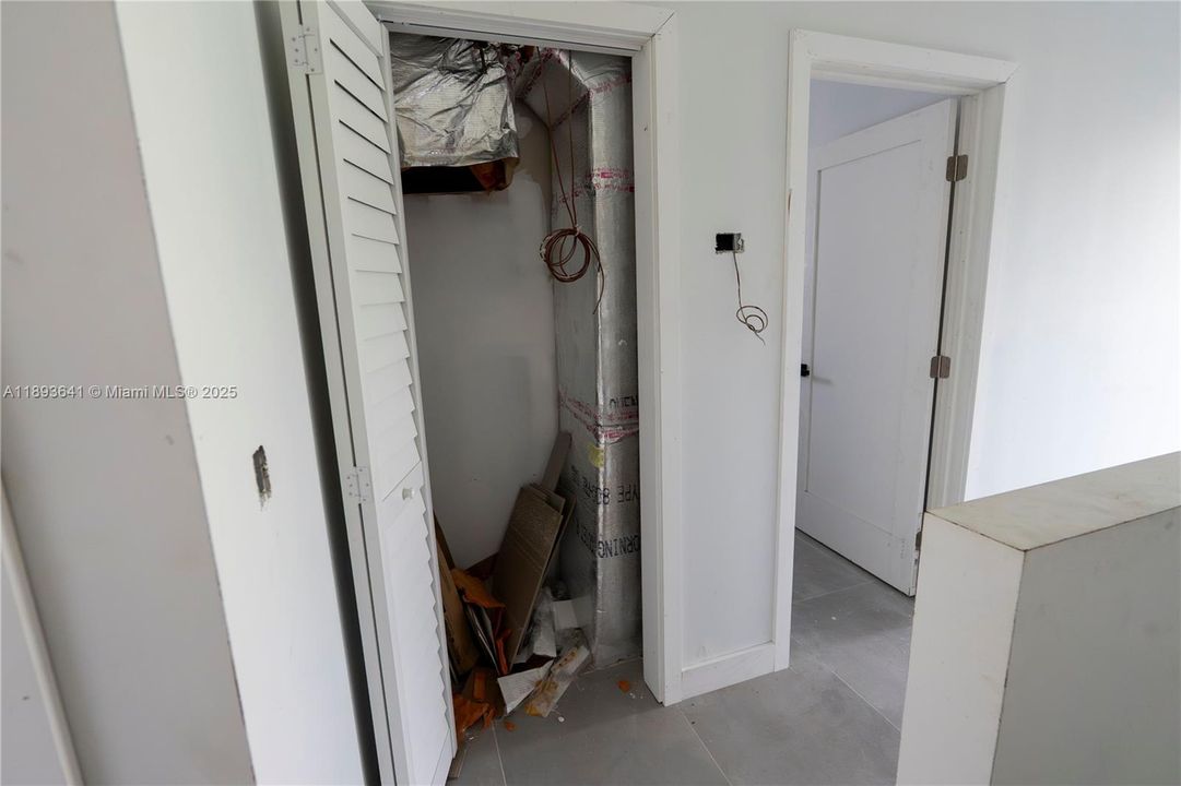 Active With Contract: $699,900 (0 beds, 0 baths, 39800 Square Feet)