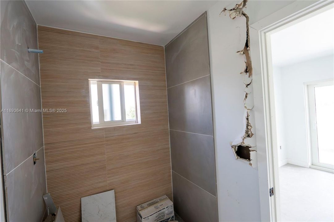 Active With Contract: $699,900 (0 beds, 0 baths, 39800 Square Feet)