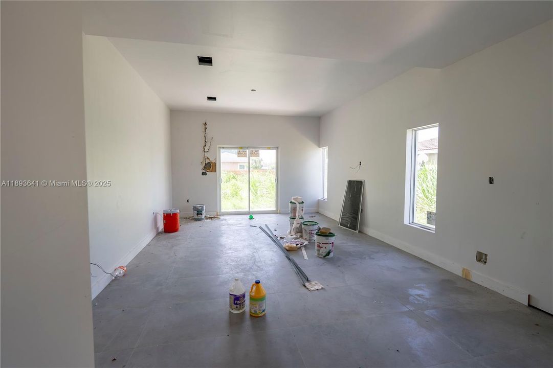 Active With Contract: $699,900 (0 beds, 0 baths, 39800 Square Feet)