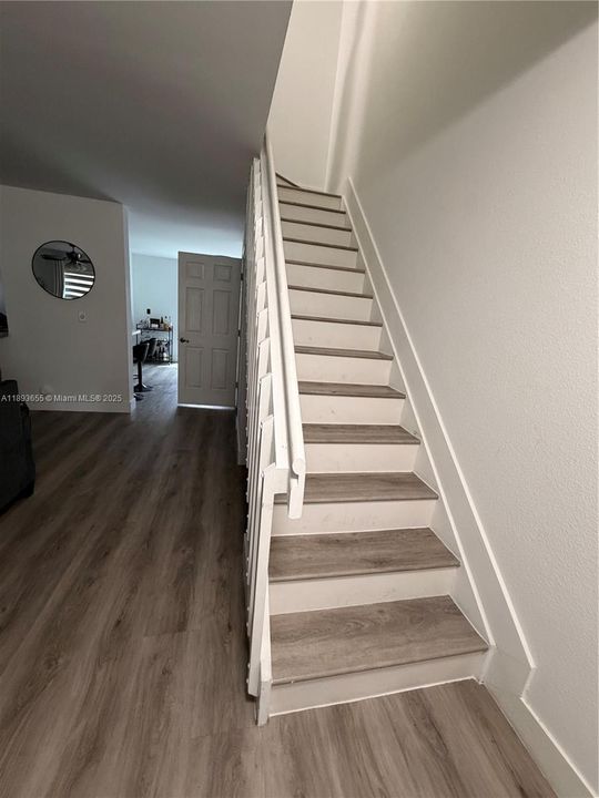 For Sale: $455,000 (3 beds, 2 baths, 1596 Square Feet)