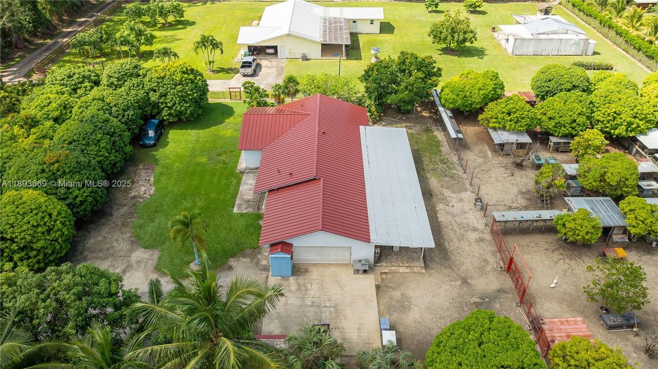 En Venta: $949,900 (3 camas, 3 baños, 1904 Pies cuadrados)