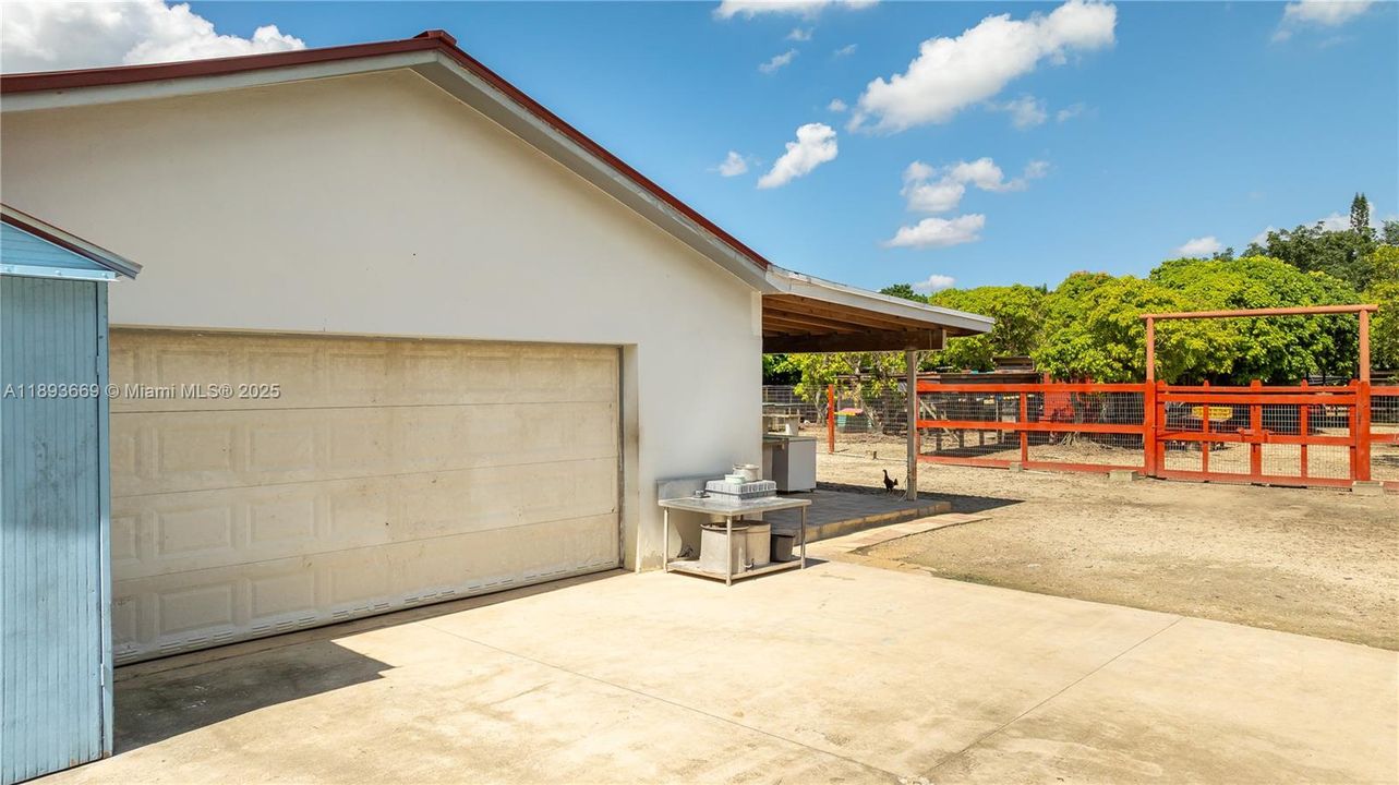 En Venta: $949,900 (3 camas, 3 baños, 1904 Pies cuadrados)