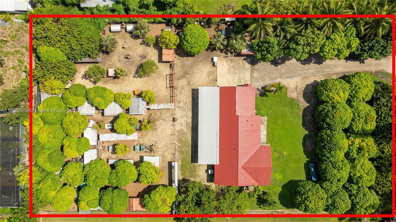 En Venta: $949,900 (3 camas, 3 baños, 1904 Pies cuadrados)