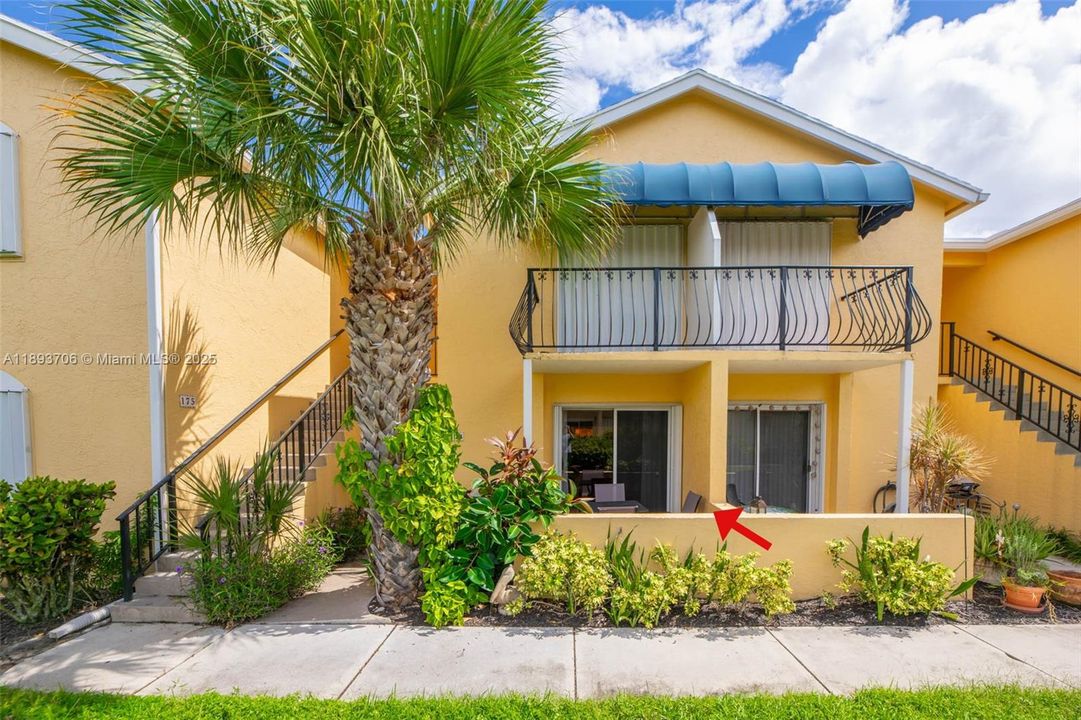 For Sale: $199,900 (3 beds, 2 baths, 1024 Square Feet)