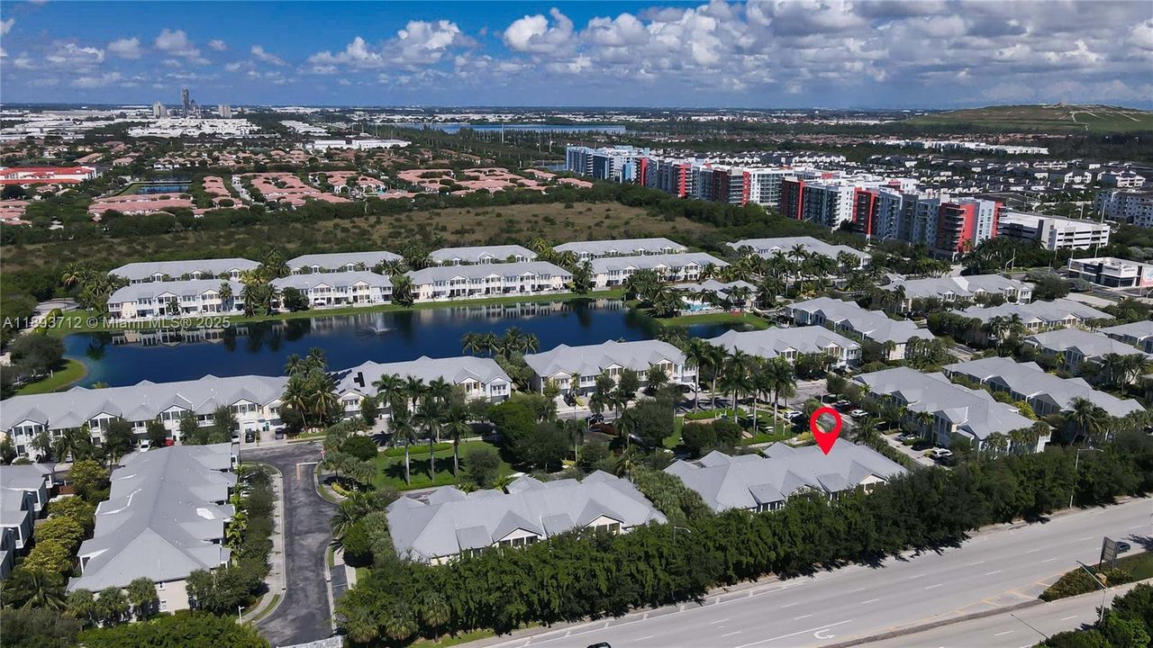 待售: $820,000 (3 贝兹, 3 浴室, 2062 平方英尺)