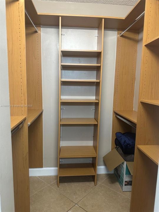 Master bedroom walking closet