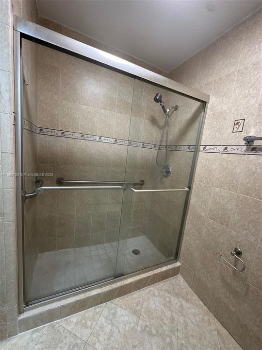 Недавно продано: $619,000 (3 спален, 2 ванн, 1491 Квадратных фут)