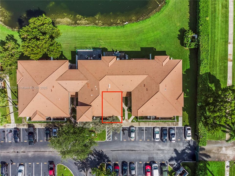 Recently Sold: $369,000 (2 beds, 2 baths, 1153 Square Feet)