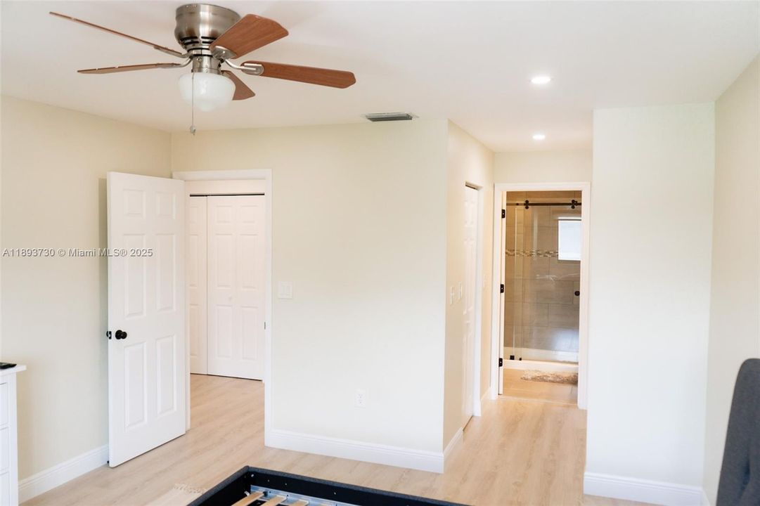 Active With Contract: $3,200 (3 beds, 2 baths, 1425 Square Feet)