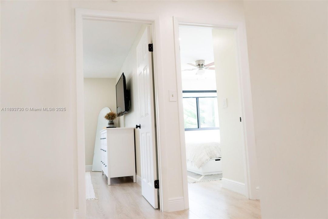 Active With Contract: $3,200 (3 beds, 2 baths, 1425 Square Feet)