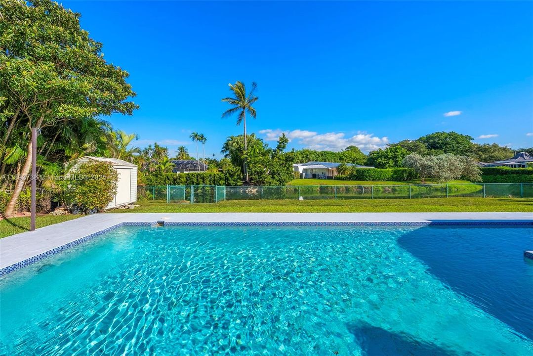 На продажу: $2,600,000 (5 спален, 4 ванн, 2127 Квадратных фут)