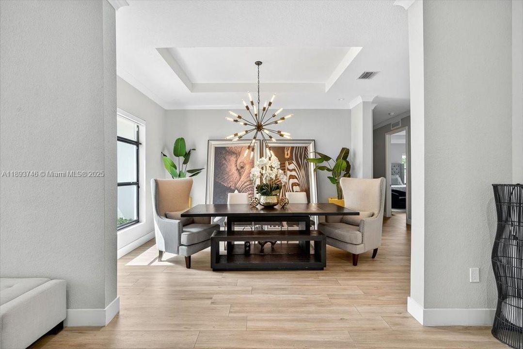 For Sale: $1,495,000 (4 beds, 3 baths, 2556 Square Feet)