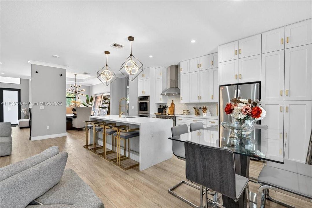 For Sale: $1,495,000 (4 beds, 3 baths, 2556 Square Feet)