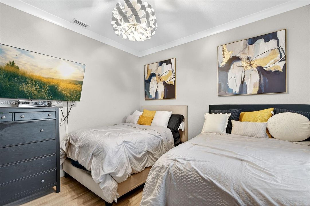 For Sale: $1,495,000 (4 beds, 3 baths, 2556 Square Feet)