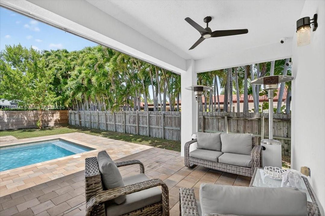 For Sale: $1,495,000 (4 beds, 3 baths, 2556 Square Feet)