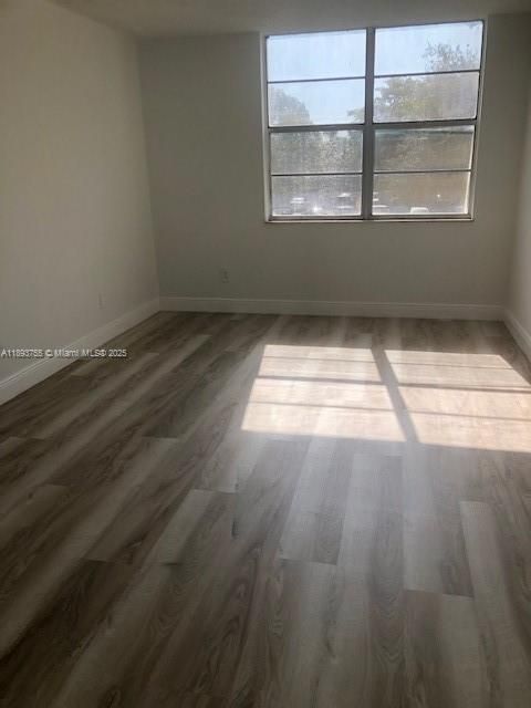 Recently Rented: $1,498 (1 beds, 1 baths, 826 Square Feet)