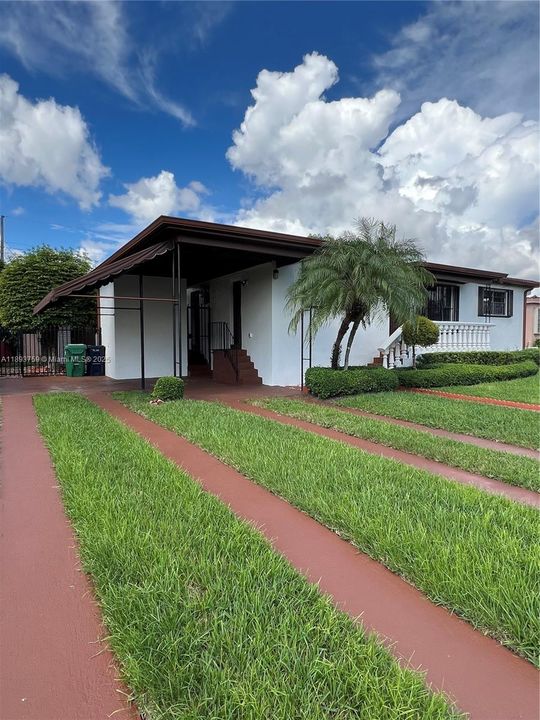 Recientemente alquilado: $3,500 (3 camas, 2 baños, 1276 Pies cuadrados)