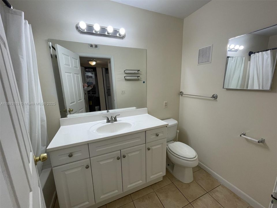 最近租的: $1,650 (1 贝兹, 1 浴室, 791 平方英尺)