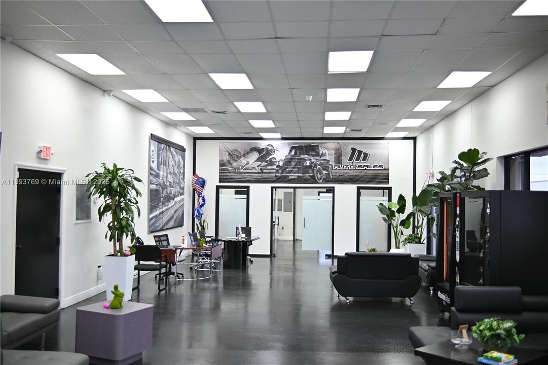 На продажу: $6,800,000 (0 спален, 0 ванн, 0 Квадратных фут)