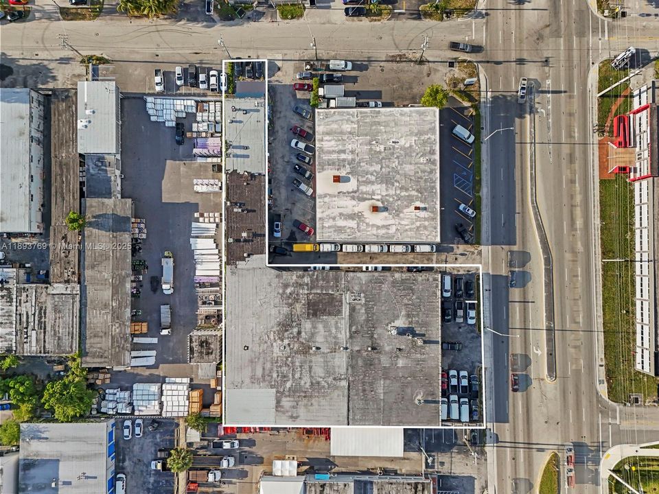 На продажу: $6,800,000 (0 спален, 0 ванн, 0 Квадратных фут)