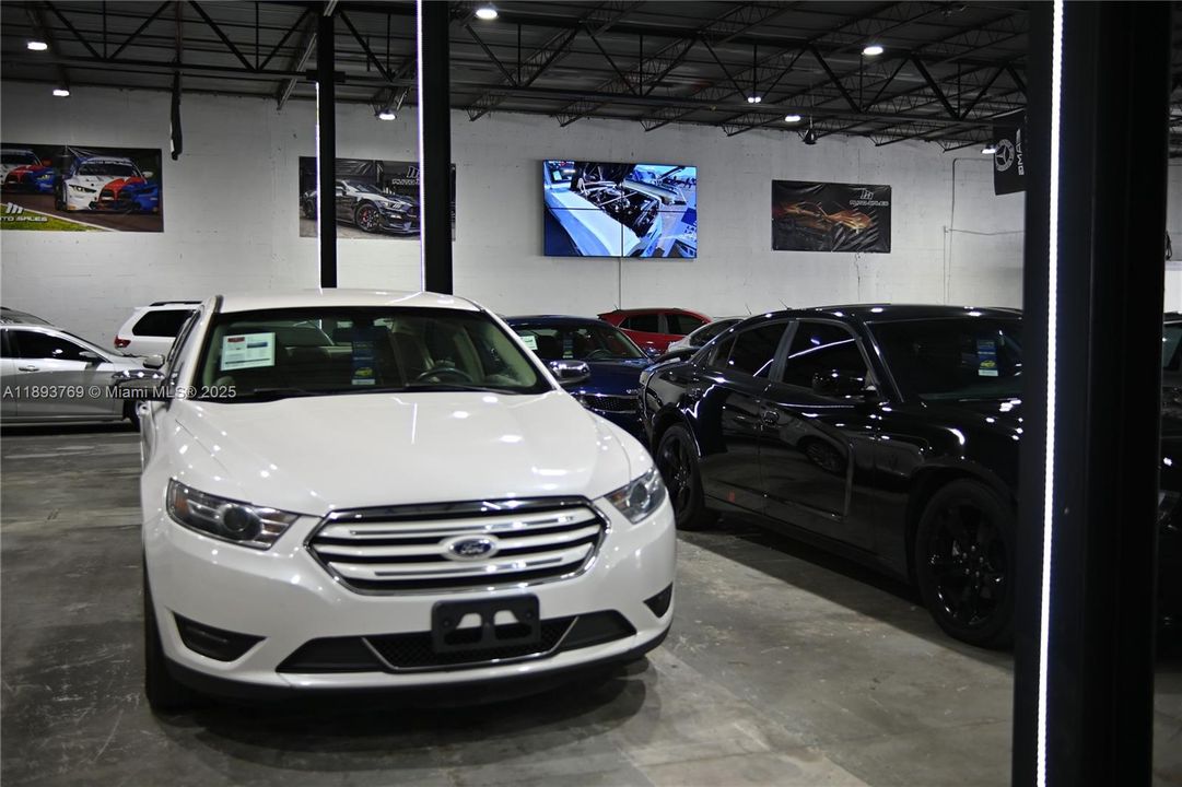 На продажу: $6,800,000 (0 спален, 0 ванн, 0 Квадратных фут)