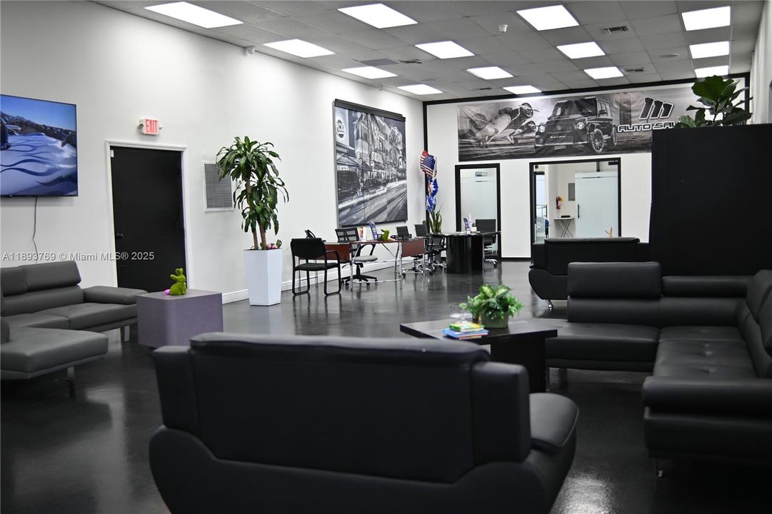 На продажу: $6,800,000 (0 спален, 0 ванн, 0 Квадратных фут)