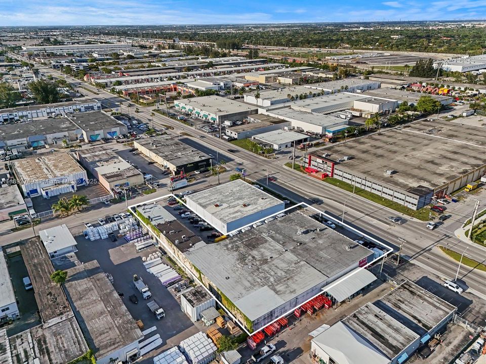 На продажу: $6,800,000 (0 спален, 0 ванн, 0 Квадратных фут)