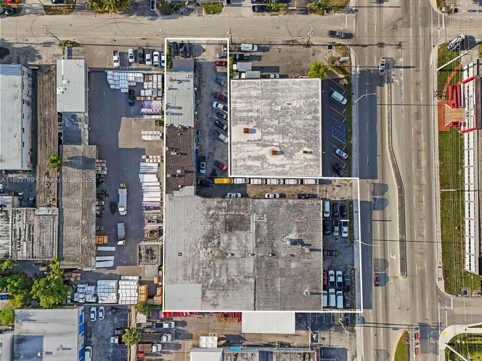 На продажу: $6,800,000 (0 спален, 0 ванн, 0 Квадратных фут)