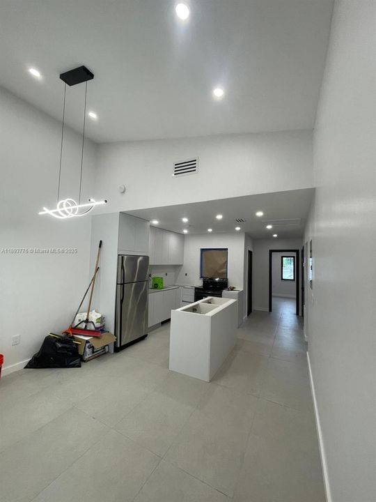 待售: $509,900 (3 贝兹, 2 浴室, 1131 平方英尺)