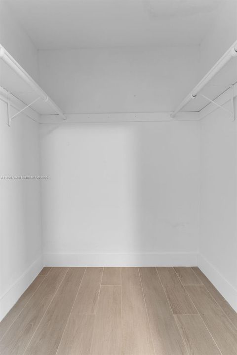 Active With Contract: $4,500 (3 beds, 2 baths, 1488 Square Feet)