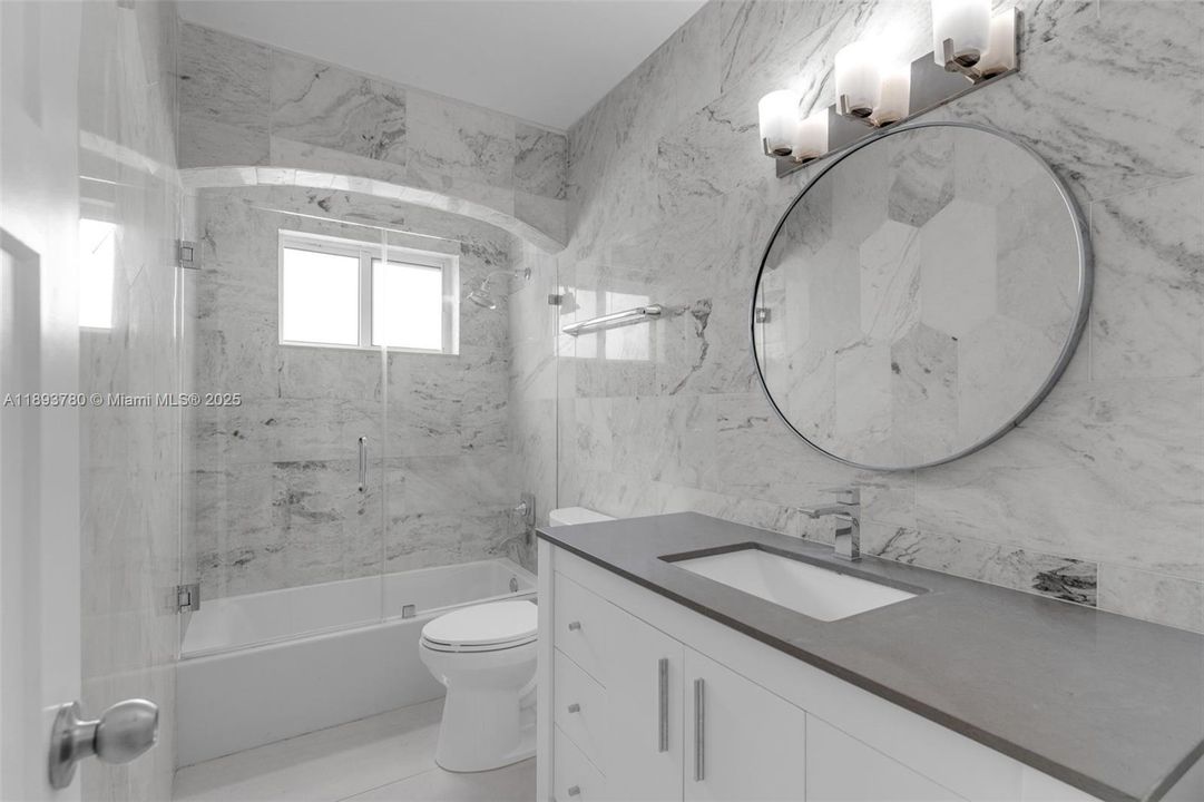 Active With Contract: $4,500 (3 beds, 2 baths, 1488 Square Feet)