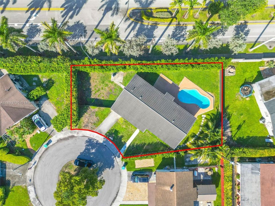 Active With Contract: $4,500 (3 beds, 2 baths, 1488 Square Feet)