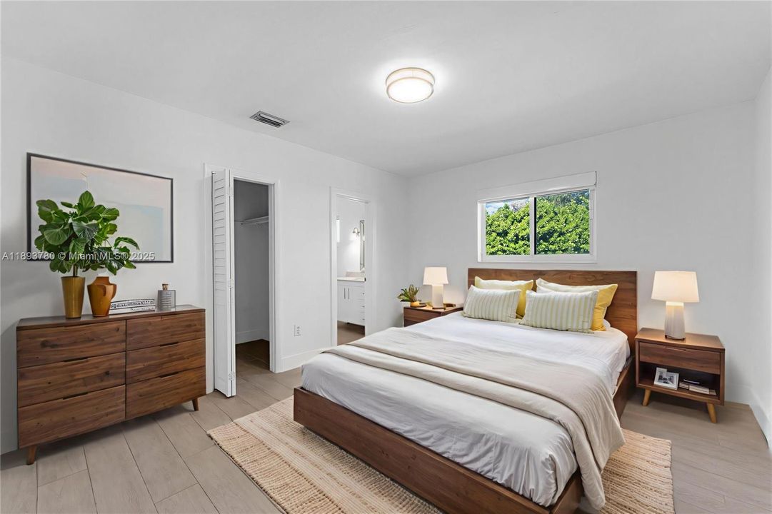 Active With Contract: $4,500 (3 beds, 2 baths, 1488 Square Feet)