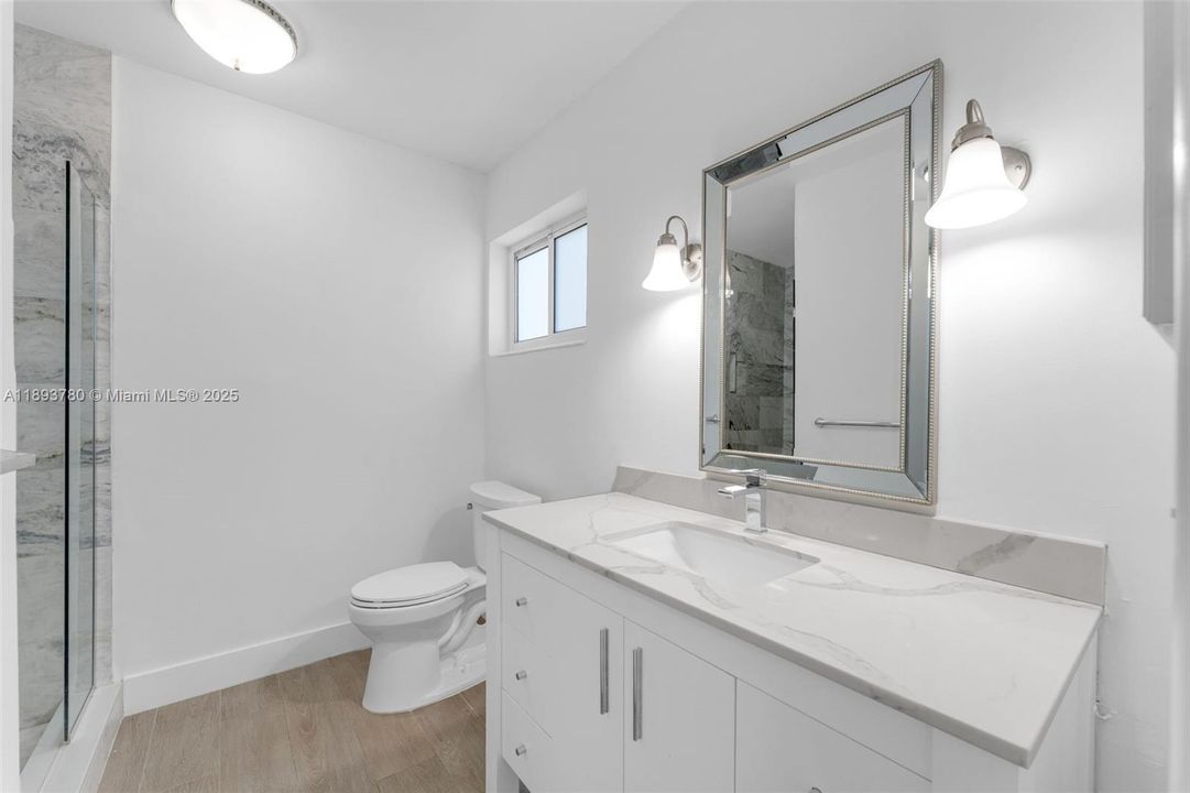 Active With Contract: $4,500 (3 beds, 2 baths, 1488 Square Feet)